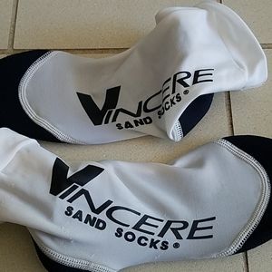 Vincere Men's Sand Socks